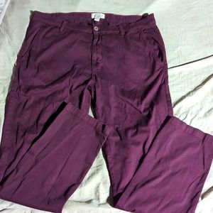 Merlot chinos